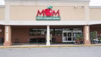 MOM’s Organic Market bans employees from wearing face masks while working