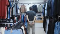 Pakistani Tailor Arrested in Kuwait for Posing as Cop and Preying on Arab, Asian Women