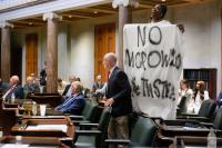 Nashville Democrat challenges sanctions for redistricting protest