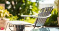 Struggling to maintain the shine of your cast aluminum furniture? Here are few tips to guide you to retain fresh look and renew its sheen