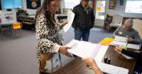 Democrats abandon deep-red state Senate races, boosting independents