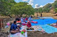 World AFP Thousands await aid after deadly Indonesian quake