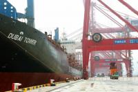 World AFP Chinese ship sets off for Europe through Arctic, halving travel time