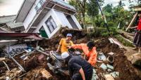 Indonesia earthquake death toll rises to 51 as thousands evacuate after magnitude-7.7 tremor