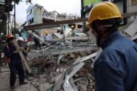Search teams comb rubble in Colombia nearly a week after quake as aid effort expands