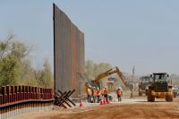 Federal judge clears path for border wall construction in Arizona