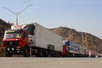 724 Vehicles Carrying Humanitarian Aid Enter Afghanistan via Torkham