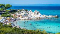 Greece holiday hotspot filled with Brits on fire with evacuations ordered