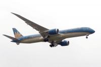Vietnam Airlines flight forced to return to airport after overshooting runway