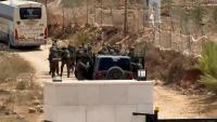 Israeli army besieges Palestinian homes in occupied West Bank