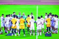 Sektioui adds three players as Oman continue training camp