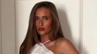 Venezuela Fury knocked to the floor at concert by Noah Price after awkward blunder
