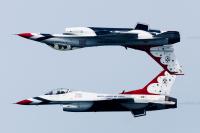 Late starts for weather can’t dampen enthusiasm for Chicago’s Air and Water Show