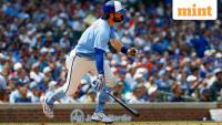 Chicago Cubs shortstop Dansby Swanson exits early with left side discomfort against Cardinals