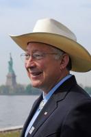 Former U.S. Ambassador and Interior Secretary to speak in Aspen