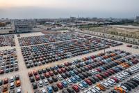 Trying to compete with China could slow global climate action, report warns
