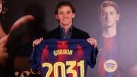 Spanish media react to Anthony Gordon's debut for Barcelona with two-word verdict