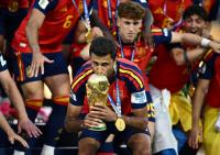 Man City accept Barcelona bid for Spain midfielder Rodri