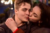 Britain's 'kissing crisis' revealed as adults become less affectionate