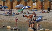 'Sun bed wars' hit holidaymakers' wallets as Italy threatens tourists with £428 fines for saving the best beach spots