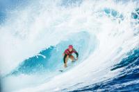 Israeli Anat Lelior rides high in Tahiti Pro final