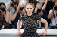 Cusk's Novel Life of M Publishes August 25: Portman Says They Met Only 5 Times