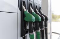 Poland slashes fuel tax as government also caps prices