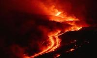 US tourist killed by lightning strike on Mount Etna during hike in restricted area