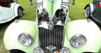 British car enthusiasts gather in Historic Rugby
