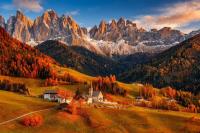 I’ve Been To Over 40 European Countries: Here’s My 4 Favorite For Lush Fall Foliage