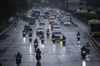 Malls open parking spaces overnight as Habagat rains lash Metro Manila