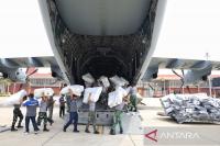 Defense Minister sends 20 tons of aid to earthquake victims in NTT