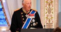 King Harald of Norway is hospitalized for treatment in connection with a blood disease