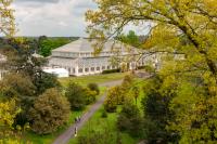 Giles Fraser mixes God and gardening at Kew Gardens