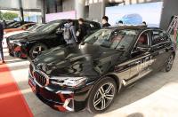 Mercedes-Benz, BMW, Audi Cut China Prices as Sales Decline