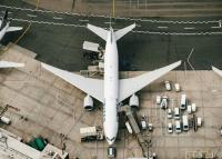 Airlines Hold Fares High as Jet Fuel Costs Retreat