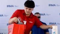 Illinois teen crowned state's 'best bagger'