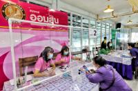 Thai bank lending picks up, bad loans edge down