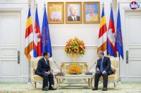 Cambodian PM Receives Chairman of TH Automotive Manufacturin...