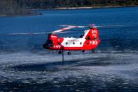 Australian Chinook brings France its first nighttime waterbombing capability 