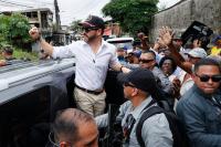Colombia’s government stumbles after the earthquake: A minister at the beach, political soccer balls and virtual classes without internet access