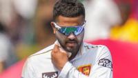 Sri Lanka veteran Dinesh Chandimal taken to hospital after neck injury in Galle Test against India