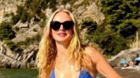 Heather Graham, 56, has barely aged since the 90s as she posts gorgeous new bikini pics