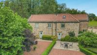 'Peaceful' Yorkshire cottage with 'lovely views' you can still book for August bank holiday