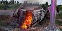 Van Crash in Thailand Kills Two Lao Nationals, Injuries 12