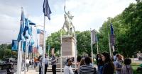 Artist's ‘Other Washingtons’ monument asks, ‘Who should be remembered?’