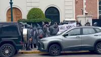 Protestors Dressed as Gandalf Demand Peter Thiel Leave Argentina, Go Back to the Abyss