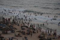 8 Palestinians killed, 14 wounded in Israeli strike on Gaza port