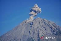 Three Indonesian volcanoes erupt in rapid succession Tuesday night