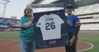 Olympia grandma turns Mariners tickets into viral movement
